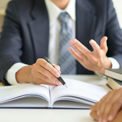 lawyers-are-advising-clients-about-real-estate-law-2024-12-06-20-27-56-utc